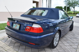 2005 BMW 325ci 