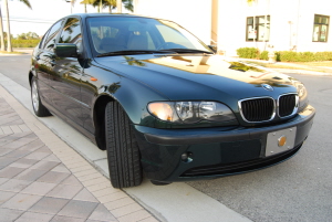 2005 BMW 325i 