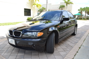 2005 BMW 325i 