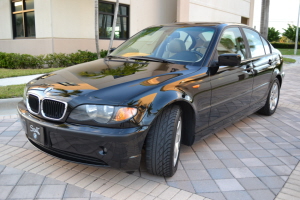 2005 BMW 325i 