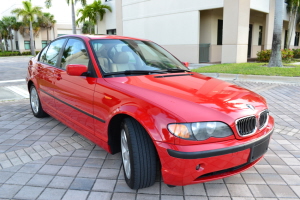 2005 BMW 325i 