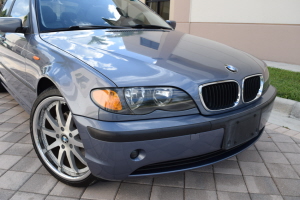 2005 BMW 325i 