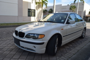 2005 BMW 330i 