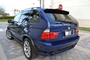 2005 BMW X5 4.8is 