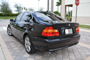 2005 BMW 330xi 