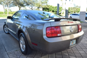 2005 Ford Mustang 