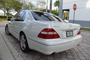 2005 Lexus LS430 