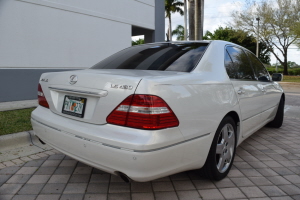 2005 Lexus LS430 