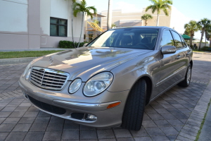 2005 Mercedes E320 