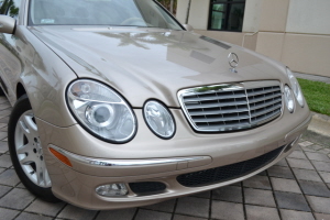 2005 Mercedes E320 