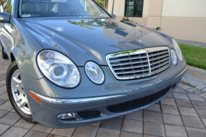 2005 Mercedes E320 