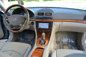 2005 Mercedes E320 