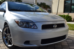 2005 Scion tC 