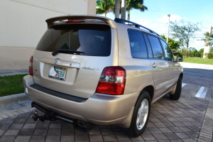 2005 Toyota Highlander V6 AWD 