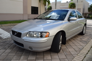 2005 Volvo S60 