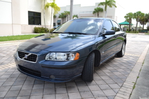 2005 Volvo S60 AWD 