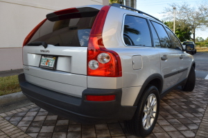 2005 Volvo XC90 