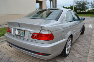 2006 BMW 325ci 