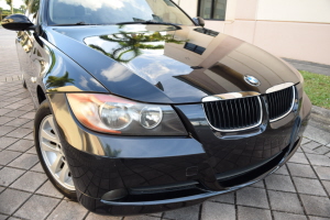 2006 BMW 325i 