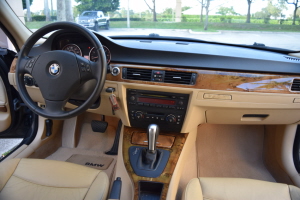 2006 BMW 325i 