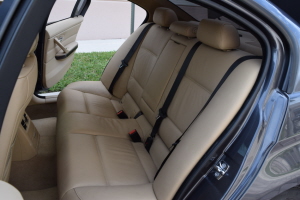 2006 BMW 325xi 