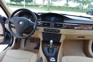 2006 BMW 325xi 