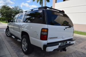 2006 Chevrolet Suburban LTZ AWD 