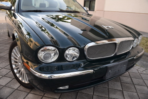 2006 Jaguar XJ8 