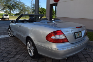 2006 Mercedes CLK350 