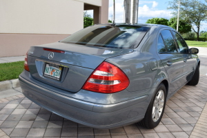 2006 Mercedes E350 