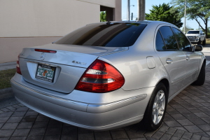 2006 Mercedes E350 4Matic AWD 