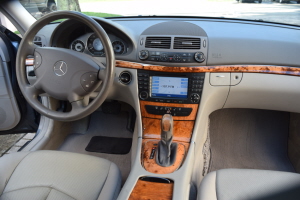 2006 Mercedes E350 