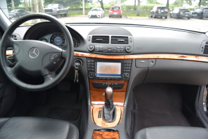 2006 Mercedes E350 