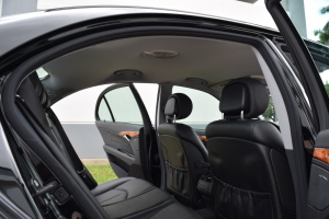2006 Mercedes E350 