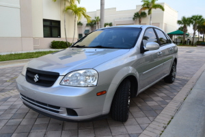 2006 Suzuki Forenza 