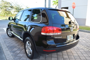 2006 Volkswagen Touareg AWD 