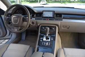 2007 Audi S8  