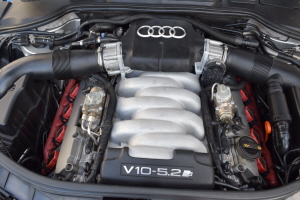 2007 Audi S8  