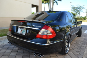 2007 Mercedes E63 AMG 