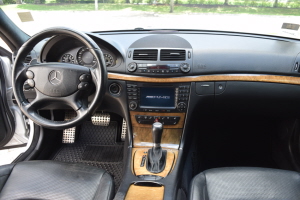2007 Mercedes E63 AMG 
