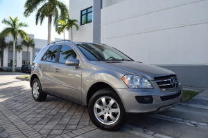 2007 Mercedes-Benz M-Class ML350's photo
