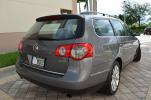 2007 Volkswagen Passat AWD 