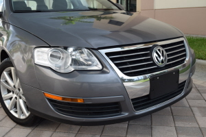 2007 Volkswagen Passat AWD 