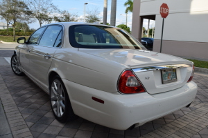 2008 Jaguar XJ8 