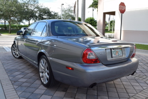 2008 Jaguar XJ8 