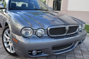 2008 Jaguar XJ8 