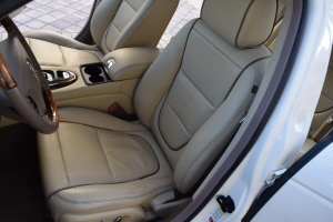 2008 Jaguar XJ8 