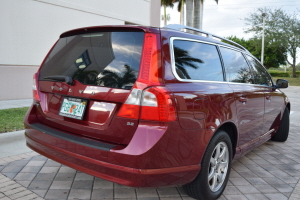 2008 Volvo V70 