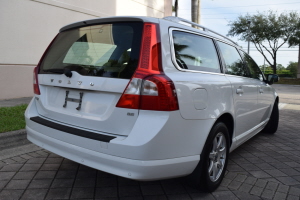 2008 Volvo V70 