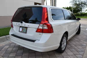 2008 Volvo V70 